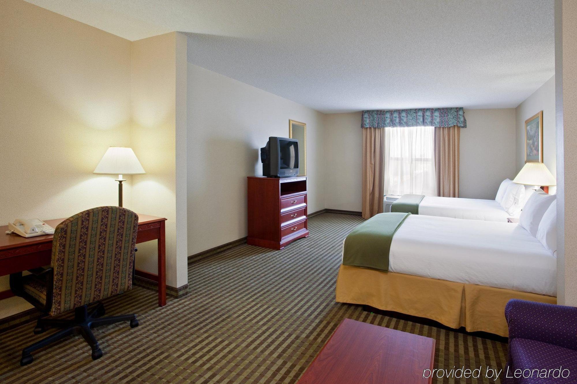 Holiday Inn Express Hotel & Suites Circleville By Ihg מראה חיצוני תמונה