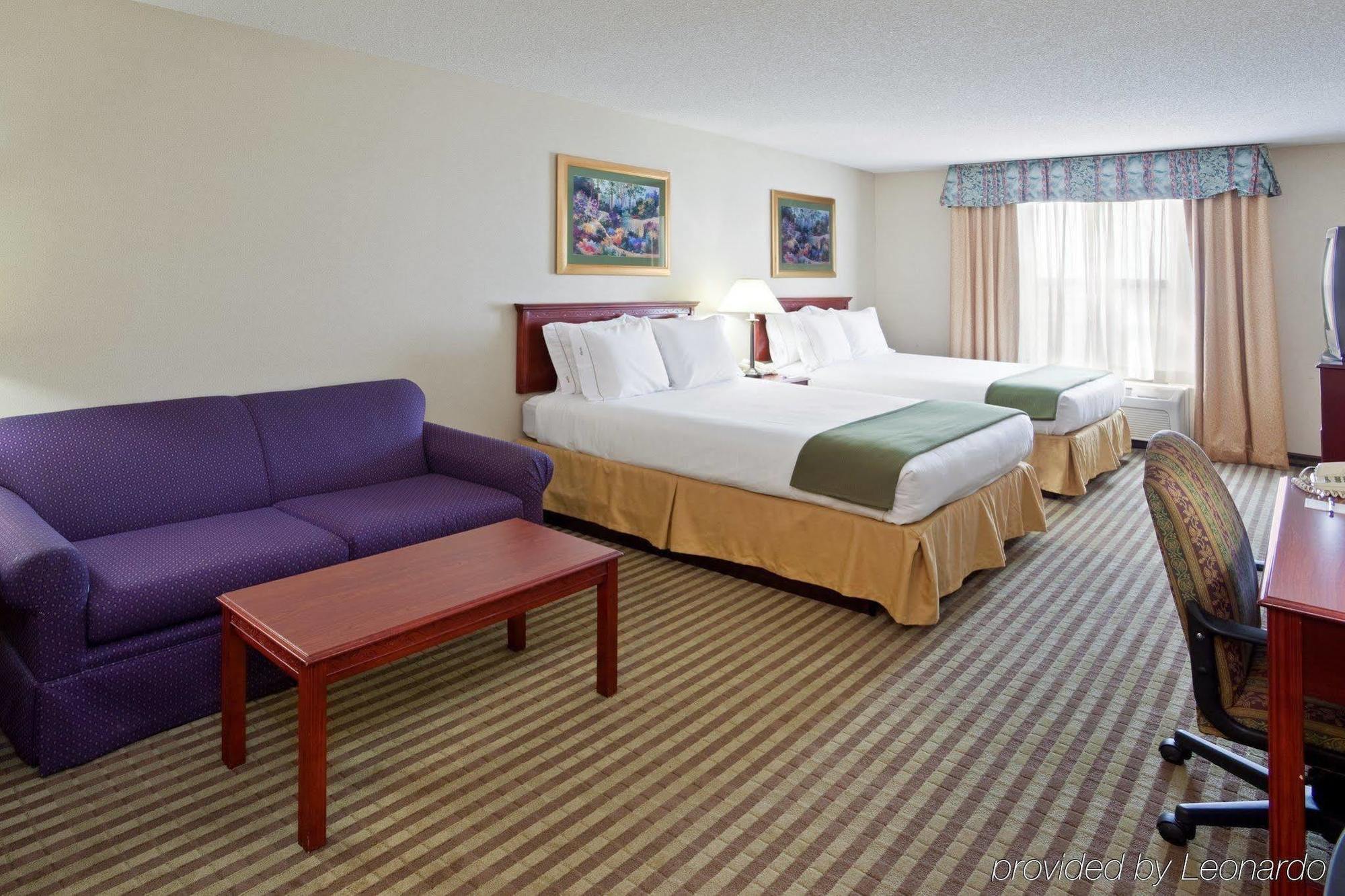 Holiday Inn Express Hotel & Suites Circleville By Ihg מראה חיצוני תמונה